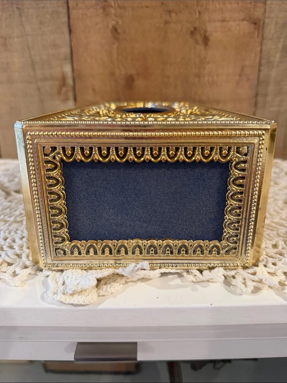 Vtg Hollywood Regency Style Gold Tone Filligree Flocked Blue Tissue Box Cover